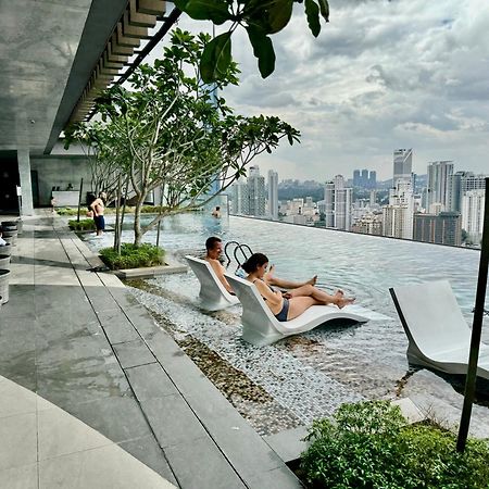 Klcc Suites At Axon By Skypool Kuala Lumpur Exteriör bild