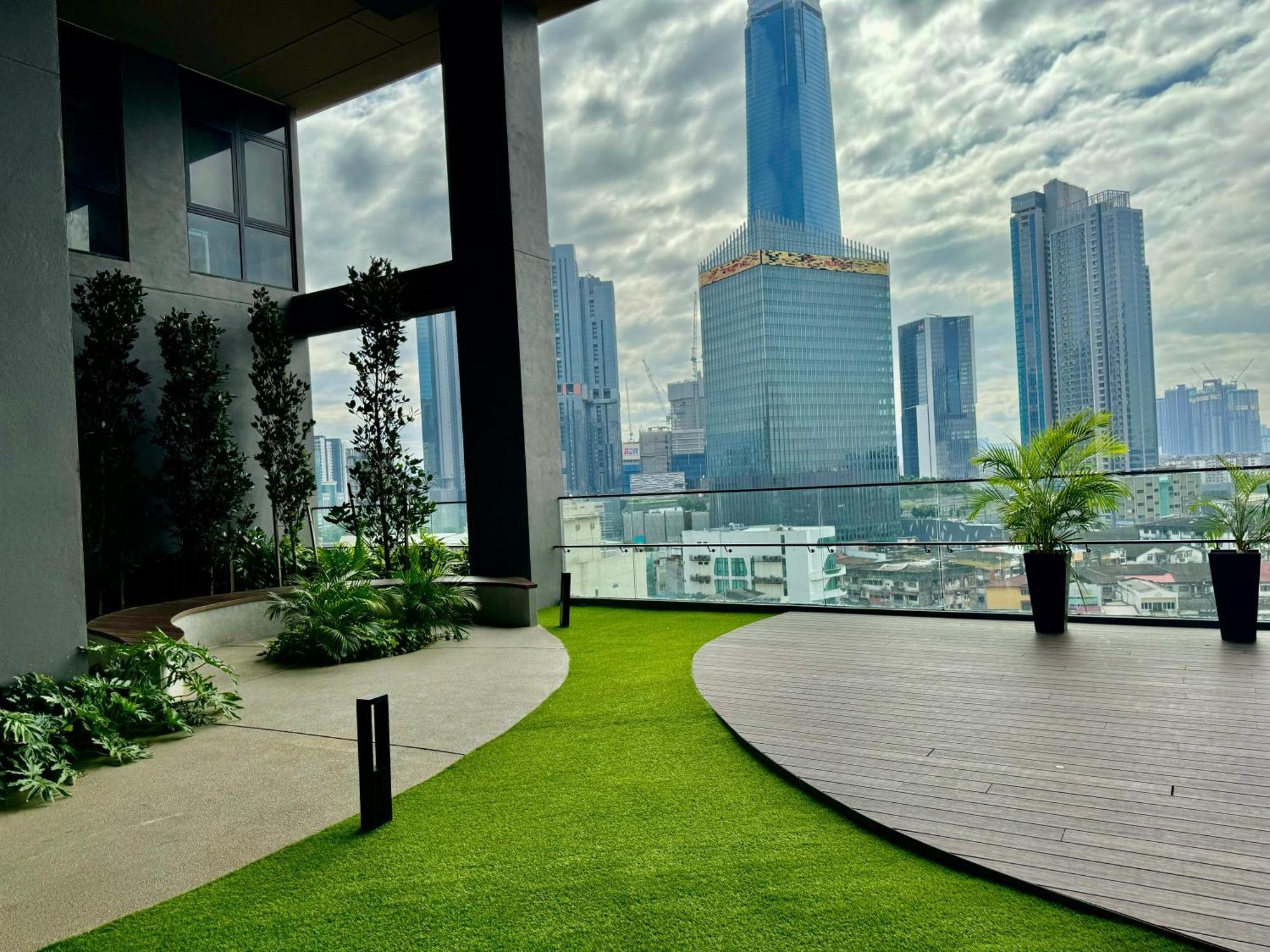 Klcc Suites At Axon By Skypool Kuala Lumpur Exteriör bild
