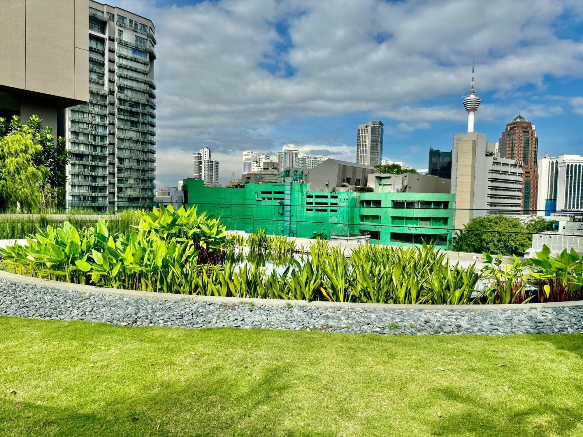Klcc Suites At Axon By Skypool Kuala Lumpur Exteriör bild
