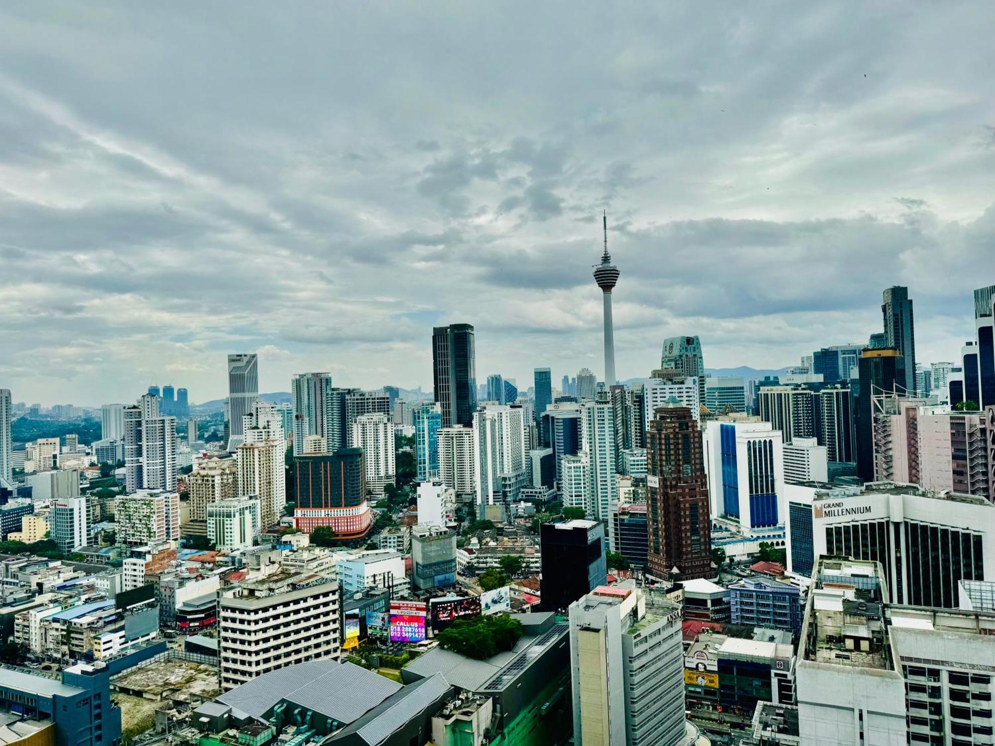 Klcc Suites At Axon By Skypool Kuala Lumpur Exteriör bild