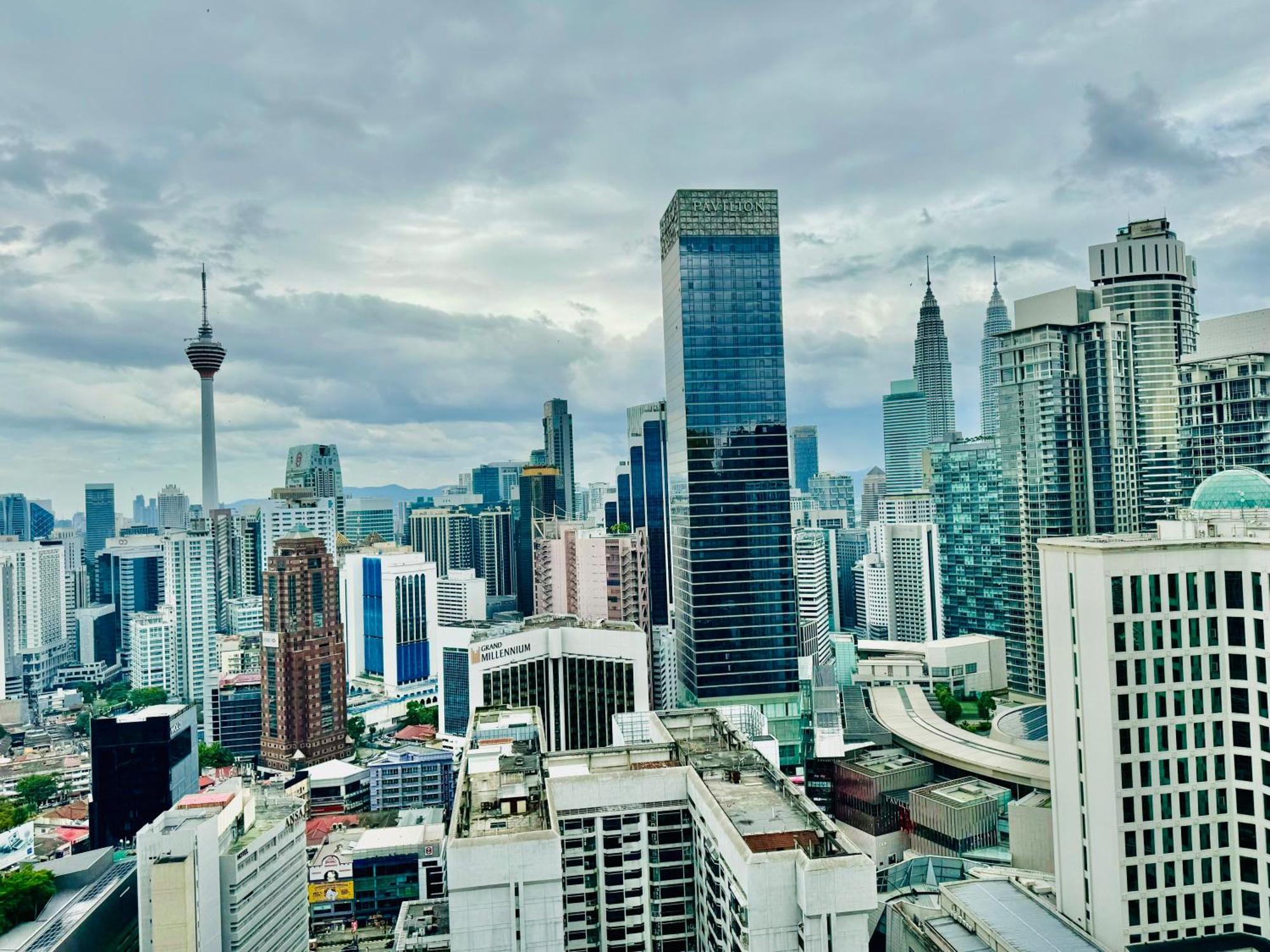 Klcc Suites At Axon By Skypool Kuala Lumpur Exteriör bild